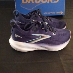 Brooks Women's  Glycerin 22 Athletic Shoes